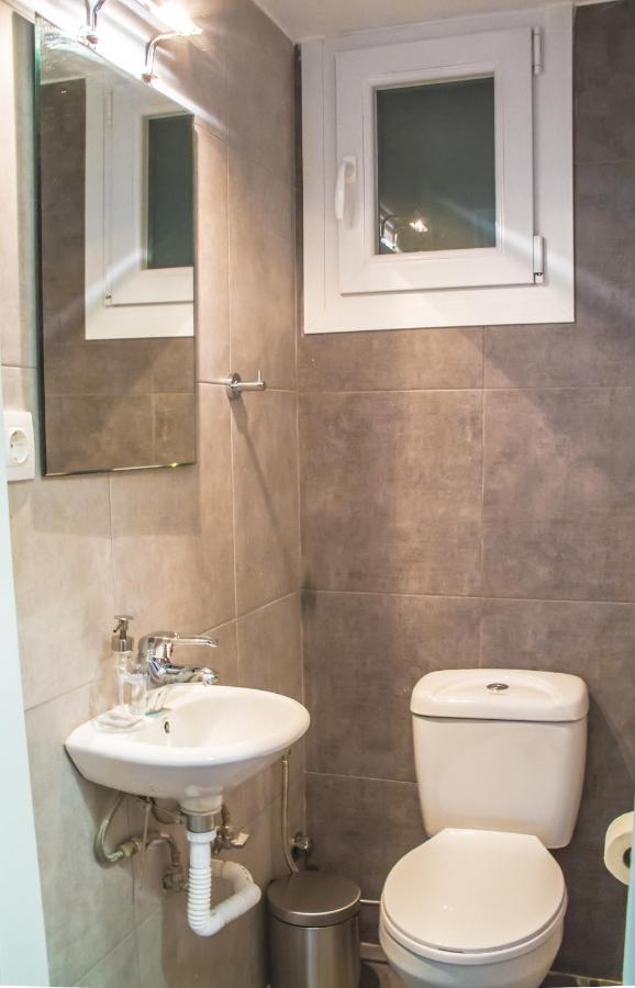 Apartment At The Foothills Of Acropolis Ateny Zewnętrze zdjęcie
